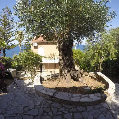 Litsa * Benitses (Corfu)